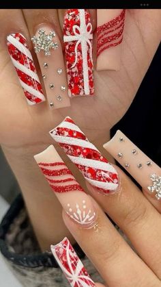 Halloween Nail Art Tutorial, New Year Nail, Halloween Nail Art Easy, Holiday Nails Winter, New Years Eve Nails, Press On Nails Long, Halloween Nails Easy, Holiday Nails Christmas