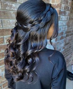 Down Quince Hairstyles, Hairstyles Down, Hair Quince, Quinceanera Hairstyles, Hairstyles Bun