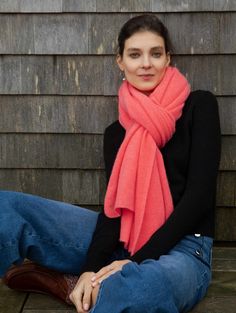 The Cashmere Travel Wrap has been a White + Warren bestseller for over 20 years (for good reason!). The Travel Wrap is a must-have scarf in cold weather, the ultimate cozy blanket for travel days and the answer to chilly summer nights. A lightweight and breathable cashmere knit makes this the most versatile accessory you'll own, while the generous size and super-soft feel work seamlessly for both men and women. Try it over a dress in warmer months to ward off chilly evenings, or paired with your Evening Wrap, Cashmere Travel Wrap, Evening Wraps, Travel Wrap, Influencers Fashion, Unisex Accessories, Cozy Blankets, Summer Nights, Winter Scarf