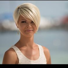 Popular Short Hairstyles, Cool Short Hairstyles, Best Short Haircuts, Life Lesson, Short Blonde, Short Blonde Hair, Lesson Quotes, Short Bob Hairstyles