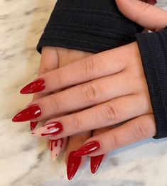 Nail Idea For Halloween, Red Nail Halloween, Simple Red Halloween Nails, Halloween Nails Ideas Simple, White And Red Halloween Nails, Red Halloween Nails Short, Nail Inspiration Halloween, Red Simple Nail Designs, Maroon Halloween Nails