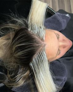 Hair Foils, Grey Hair Inspiration, Perfect Money, Money Piece, Hair Techniques, Low Maintenance Hair, A Pony, Ombré Hair, Hair Color Techniques