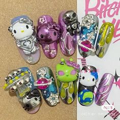 Purple Cute Nail Designs, Alien Hello Kitty, Hello Kitty Clothes Aesthetic, Keroppi Nails, Hello Kitty Halloween Nails, Cute Nails Y2k, Pudding Nails, Crochet Nails, Aesthetic Halloween Nails