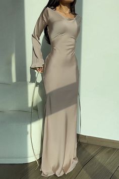 Details: Material: Satin Style: Elegant Pattern Type: Solid Element: Frenulum Neckline: O Neck Silhouette: Wrapped Skirt Sleeve Style: Flare Sleeve Sleeve Length: Long Sleeve Fit Type: Regular Clothing Length: Long Type: Solid Color Size(in) Bust Waist Hips Dresses Length Sleeve Length S 34.6 28.3 38.6 57.9 23.2 M 36.2 29.9 40.2 58.3 23.6 L 37.8 31.5 41.7 58.7 24 XL 39.4 33.1 43.3 59.1 24.4 Tips:Due to the many variations in monitors, the color in the image could look slightly different, please Long Sleeve Summer Dress, Grad Dresses, Elegant Dresses Long, Crewneck Dress, Evening Party Dress, Loose Dress, Long Dresses, Types Of Skirts, Elegant Dress