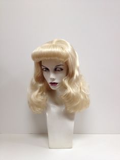 Wig Editorial, Drag Hairstyles, Pinup Hairstyles, Alien Princess, Drag Hair, Vintage Hairstyle, High Fashion Hair, Hollywood Blvd