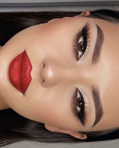 Thanksgiving Makeup Looks, Red Lipstick Makeup Looks, Red Lips Makeup Look, Red Lipstick Makeup, Prom Eye Makeup, Red Lip Makeup, Red Makeup