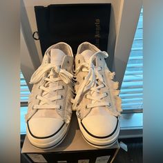 **Closet Clean Out***Authentic For Cheap*** Used Authentic Palm Angels Tennis Sneaker For Sale - It Is Size 43and Will Fit Us Size 10. Comes In Original Box And Dust Bag ******Closet Clean Out** Palm Angels Shoes, Bag Closet, Angel Man, Tennis Sneakers, Cleaning Closet, Us Size 10, Palm Angels, Sneakers For Sale, Mens Shoes Sneakers