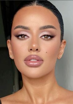 30th Birthday Makeup Ideas, Makeup Looks On Brown Skin, Red Carpet Makeup Looks, Pink Soft Glam, Professional Makeup Looks, Trending Makeup Looks, Pink Dress Makeup, Pink Makeup Looks, How To Make Up