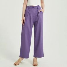 Discover Your New Wardrobe Essential Embrace effortless style and comfort with our Chic Purple High-Waist Wide Leg Trousers for Women. Designed for the modern woman who appreciates both fashion and function, these trousers are a must-have for your wardrobe. Whether you're stepping out for a casual day or dressing up for a night out, these trousers offer versatility and chic appeal. Exceptional Features Season Versatility: Ideal for Spring, Autumn, and Summer, adapting seamlessly to various clima Purple Pink Color, Trousers For Women, Style Trousers, Simple Tees, Stylish Blouse, Pantalon Large, Vintage Inspired Design, Vintage Casual, Mode Vintage