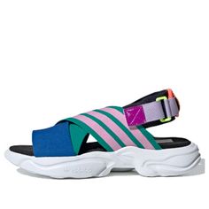 Sports Sneakers With Removable Insole, Sporty Sandals For Summer, Summer Athleisure Sneakers For Sports, Athleisure Summer Sports Sneakers, Summer Sports Low-top Sandals, Sporty Sandals For Light Sports In Summer, Sporty Summer Sport Sandals For Light Sports, Sporty Sandals For Summer Sports, Adidas Logo Sport Sandals