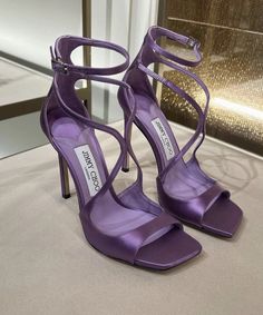 Weird Shoes, Squeaky Shoes, Shoe Hacks, Dress Queen, Hak Tinggi, Heels Aesthetic, Dr Shoes, Purple Heels