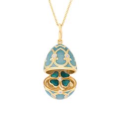 Fabergé Jewelry - Palais Tsarskoye Selo Turquoise Clover Locket | Manfredi Jewels Dog Locket, Egg Jewelry, Expensive Stuff, Charm Ideas, Happy Feeling, Enamel Locket, Faberge Jewelry, Faberge Egg, Faberge Eggs