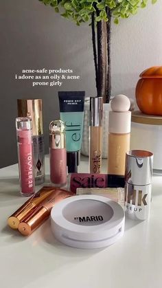 Acne Friendly Makeup, Acne Safe Makeup Products, Safe Makeup Brands, Makeup For Acne Prone Skin, Best Sephora Products, Acne Safe Makeup, Makeup Recommendations, College Makeup, Safe Makeup