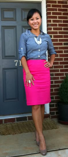 Cute for work....I may try with a coral skirt and grey jean button blouse Magenta Outfits, Pink Skirt Outfit, Hot Pink Skirt, Pink Skirts, Coral Skirt, Pink Pencil Skirt, Outcast Clothing, Leopard Flats, Jean Shirt