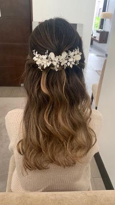 Communion Hair, Communion Hairstyles, Engagement Hairstyles, Easy Hairdos, Bridesmaid Hair Makeup, Quince Hairstyles, Long Hair Wedding Styles, Hairdo For Long Hair, Anime Hair