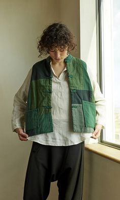 Work Vest, Fashion Vest, Mode Inspiration, Upcycle Clothes, Sewing Clothes, Sewing Inspiration