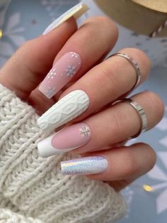 Winter Time Nails, Nails With Sweater Design, Pretty Winter Nails, Pretty Christmas Nails, Xmas Nail Designs, Unghie Sfumate, Nagellack Trends, Winter Nails Acrylic