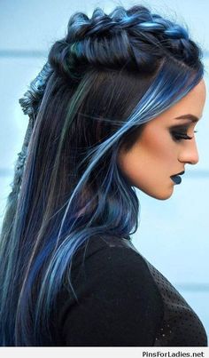 Unique Hair Dye Ideas Brunettes, Gothic Hair Color, Unique Dyed Hair, Glamor Magic, Blue Ombre Hair, Long Layered Haircuts, Ombre Hair Color, Long Layered Hair, Hair Dye Colors