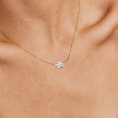 As if sculpted by nature, this Four-Stone Diamond Cluster Necklace are inspired by Canadian Northern landscapes. Entrusted to Ecksand’s team of incredible craftsmen, brilliant diamonds take on a spartan appeal. Accent diamonds: 0.75+ ctw, VS2+/F+Chain width: 1 mm approx.Chain length: 16 / 18 in.Chain type: Diamond-cut trace chainClosure: Lobster clasp Nature-inspired Gold Diamond Jewelry, Nature-inspired Jewelry With Single Cut Diamonds As Gift, Nature-inspired Jewelry With Single Cut Diamonds For Gifts, Nature-inspired Diamond Gemstone Jewelry, Jewelry Wedding Rings, Cluster Necklace, Recycled Gold, Diamond Cluster, Brilliant Diamond