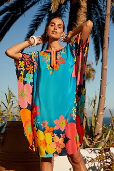 GLOBAL 3 DRESS Bright Blend, Le Sirenuse, Midlife Fashion, Silk Caftan, Next Dresses, Caftan Dress, Tropical Vacation, Trina Turk, Silk Crepe