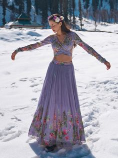 N0BP0A04-LI4 Floral Embroidery Lehenga, Lilac Lehenga, Pleated Lehenga, Embroidery Lehenga, Georgette Lehenga, Floral Lehenga, Indian Prints, Contrast Blouse, Georgette Fabric