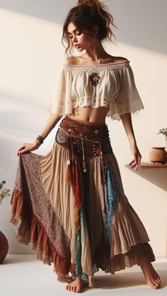 Witchy Boho Fashion, Boho Core, Vetement Hippie Chic, Boho Lookbook, Boho Halter Top, Look Boho Chic, Fest Outfits, Mode Hippie, Estilo Hippie