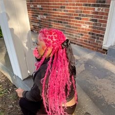 Pink Mini Twists, Pink Marley Twists, Pink Island Twist, Pink Soft Locs, Hot Pink Braids, Pink Goddess Braids, Pink Faux Locs, Pink Braids Black Women, Poc Hairstyles