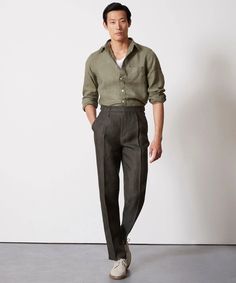 Italian Linen Side Tab Trouser in Olive Herringbone Trousers Outfit Casual, Sweatshorts Shorts, Polo Coat, Mens Tailor, Tuxedo Shirt Dress, Spring Suit, Wedding Week, Cashmere Hoodie, Todd Snyder