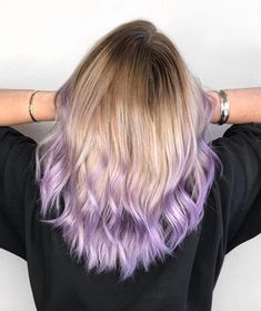 Light Purple Ombre Hair, Ombre Hair Diy, Purple Ombre Hair Color, Blonde And Purple, Purple Hair Color Ombre, Ombre Hair Color Ideas