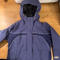 Ladies Columbia Omni-Tech Rain Jacket With Hood. Size Large. Nwot. Zipper And Button Closure. Two-Tone Purple. Winter Sports Long Sleeve Outerwear With Zipper Closure, Functional Outerwear For Winter Sports With Zipper Closure, Columbia Rain Jacket, Jacket With Hood, Columbia Jacket, Columbia Jackets, Utility Jacket, Color Purple, Hooded Jacket