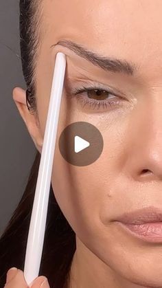 How To Put Liner On Eyes, Make Up Step By Step Eyes, Trait Eyeliner, Eyeshadow As Eyeliner, Eyes Liner, Quick Eye Makeup, Lidded Eyes, Liner Tutorial, Tutorial Eyeliner