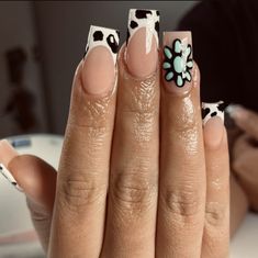 Cowprint Nails Long, Western Nails French Tip, Cowprint Nail Design Short, Long Western Nails, Purple Western Nails, Western Short Nails, Western Nails Turquoise, Western French Tip Nails, Nails Acrylic Western