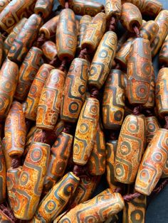 some beads are sitting together on a table