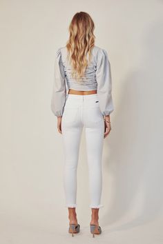 Kan Can High Rise Cropped Skinny Pants White | Baylee & Brooke’s Boutique Jeans Combination, High Rise White Jeans, Denim Jeans Fashion, Blouse Material, High Rise Jeans, Sheer Fabrics, White Denim, High Jeans, Cropped Jeans