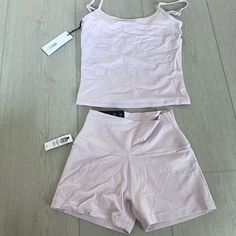 Brand New Aritzia Set, Bottoms Only So Cute Aritzia Workout Set, Aritzia Must Haves, Aritzia Set, Aritzia Outfits, Aritzia Outfit, Pilates Girl, Pink Pilates, Pink Workout, Pink Bodysuit