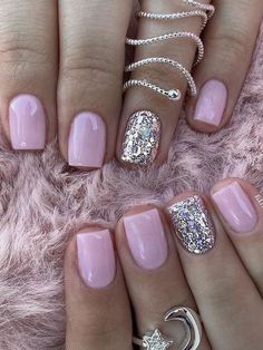 short nude pink nails with silver glitter accent Glittery Nails, Manicure