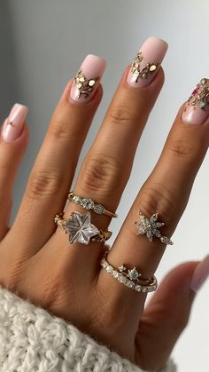 Transform your nails into a winter wonderland with these Simple Aesthetic Christmas Nails designs Embrace the trend with chic yet simple and artful ideas for natural neutral and subtle nail designs Get inspired with cute and short nail art inspiration to elevate your winter nail game