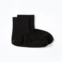 Free Shipping on orders $45+   
  First Order 10 % OFF, CODE: DAISYSILK   
  FREE Scrunchy or Eye Mask Gift on Orders $100+   
  (No Code Needed)     Silk Women Socks       Two  size     Quality guaranteed, wonderfully comfortable, hassle-free Shopping.       These socks are perfect for people with cold feet, from young men and women to olders, to ensure that they don't feel cold when they go to bed at night~ Sleep Socks, Bed At Night, Silk Socks, Go To Bed, Women Socks, No Code, Young Men, Mens Pajamas, Pajama Shirt