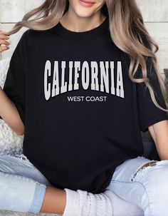 California Tshirt~ This stylish Tshirt captures the essence of California and its iconic coast. It's a must have for any wardrobe, whether you're a local or a visitor. Showcase your love of the west coast style. PROCESSING: 1-2 Business days  SHIPPING: 2-5 business days  NO REFUND: made to order UNISEX for all genders. Consider upsizing for a trendy baggy fit. Made with 100% Airlume combed and ring-spun cotton. Bella+Canvas manufactures all its products in the US and internationally in humane, n West Coast Style, California Shirt, West Coast Fashion, Summer Tshirt, Coast Style, Surf Tshirt, Unisex Tshirt, Golden State, Summer Tshirts