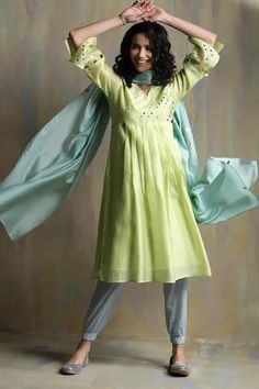 Shop for Charkhee Yellow Mirror Work Chanderi Kurta Joggers Set for Women Online at Aza Fashions Kurta And Dupatta, Yellow Mirror, Green Dupatta, Yellow Mirrors, Blouse Yoke, Chanderi Dupatta, Chanderi Kurta, Lime Yellow, Joggers Set