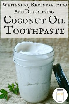 Homemade Toothpaste Recipe, Coconut Oil Toothpaste, Diy Toothpaste, Toothpaste Recipe, Best Coconut Oil, Homemade Toothpaste, Diy Coconut Oil, Pasta Dental, Natural Toothpaste