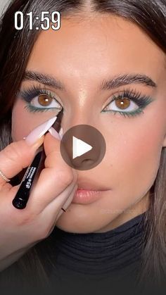 Green Eyeshadow Look, Green Eyeliner, Makeup Looks For Green Eyes, Bridal Makeup Natural, Homecoming Makeup Browneyes, Makeup For Teens, Green Eyeshadow, Hoco Makeup, Creative Eye Makeup