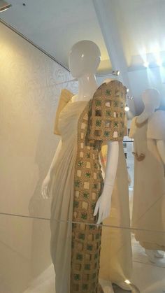 Traditional Filipino Dress, Filipiniana Costume, Filipino Dresses, Filipina Fashion, Filipino Dress, Philippines Dress, Filipiniana Wedding Theme