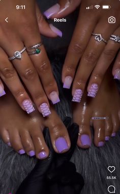 Short Nail Designs With Purple, Short Set Design Nails, Lavender Nail Designs Short, White And Purple Nails Short, Cute Short Nails Purple, Back To School Nail Ideas For Teens, Short Nails Ideas Purple, Short Set Nails, Violet Nails Ideas