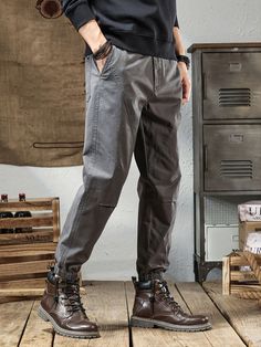 Gray Bottoms With Pockets For Outdoor Activities, Casual Outdoor Pants With Welt Pockets, Gray Tapered Leg Cargo Pants With Pockets, Gray Casual Cargo Pants With Patch Pockets, Casual Gray Cargo Pants With Patch Pockets, Gray Pants With Pockets For Outdoor, Gray Cargo Pants For Outdoor Activities, Gray Outdoor Pants With Pockets, Gray Casual Cargo Pants With Pockets