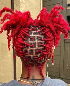 Barrell Twist Loc Styles Women, Female Dreadlocks Styles, Dyed Dreads, Short Locs, Cute Dreads