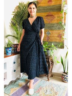 Long Skirt Top Designs, Ikkat Dresses, Simple Frock Design, Simple Frocks, Simple Kurti Designs, Frock For Women, Stylish Short Dresses