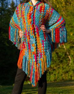 Multicolor Cape For Winter Festivals, Multicolor Shawl For Festival, Multicolor Shawl-style Outerwear For Festival, Bohemian Multicolor Outerwear With Buttons, Multicolor Bohemian Outerwear With Buttons, Multicolor Festival Cape Outerwear, Boho Crochet Patterns, Crochet Shawl Pattern, Triangle Shawl