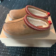 These Aren’t Sold Anymore. I Got Them For Christmas But They Just Arrived And Don’t Fit! Make An Offer Ugg Platform Slippers, Clear Boots, Slipper Shoes Women, Ugg Tazz, Tasman Slippers, Mules Women, Chestnut Uggs, Short Suede Boots, Ugg Tasman Slippers