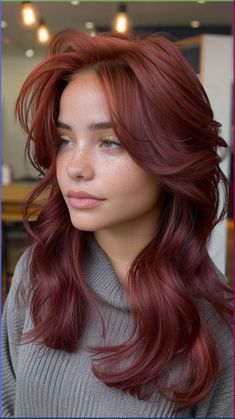 Running Late? Here are 6 easy hairstyles: Shoulder Length Hair Red Auburn, Dark Red Orange Hair, Hair Color Ideas For Blue Eyes, Shades Of Red Hair, Cherry Hair